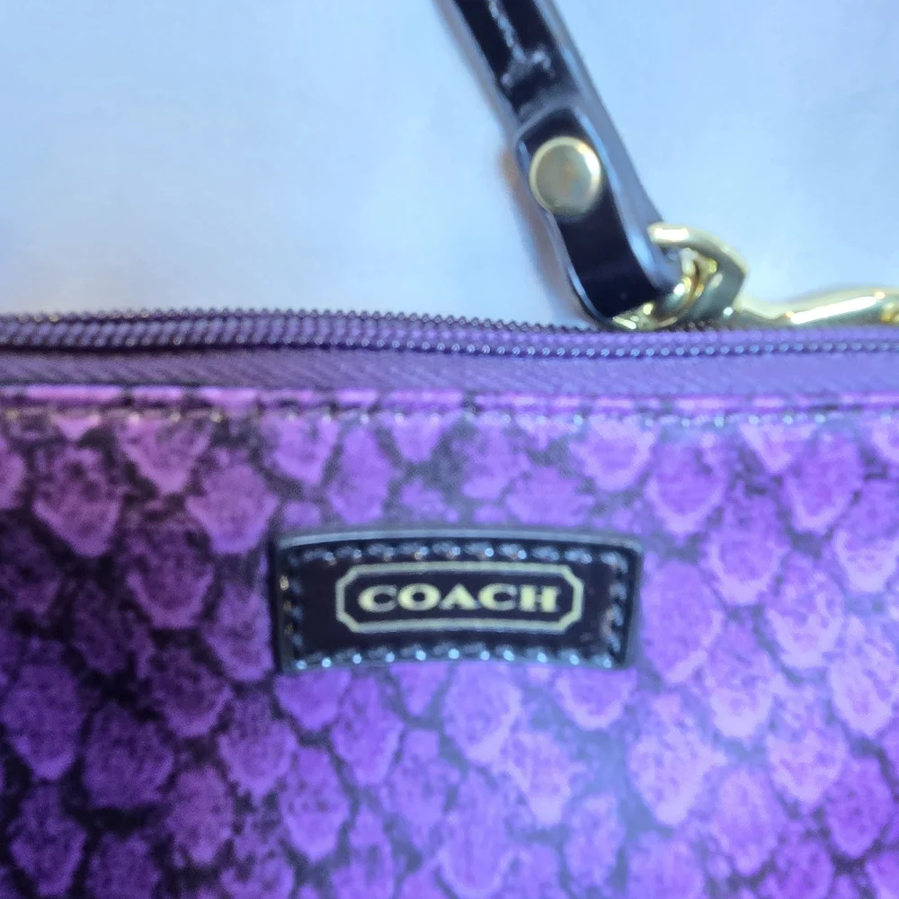 Coach Purple Quilted‎ Wristlet Clutch - Picture 6 of 8